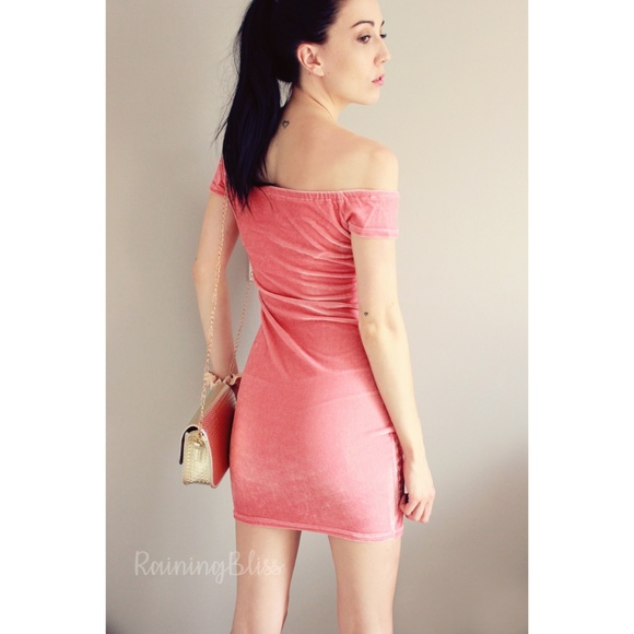 NWT Pink Off-The-Shoulder Dress - Picture 6 of 6